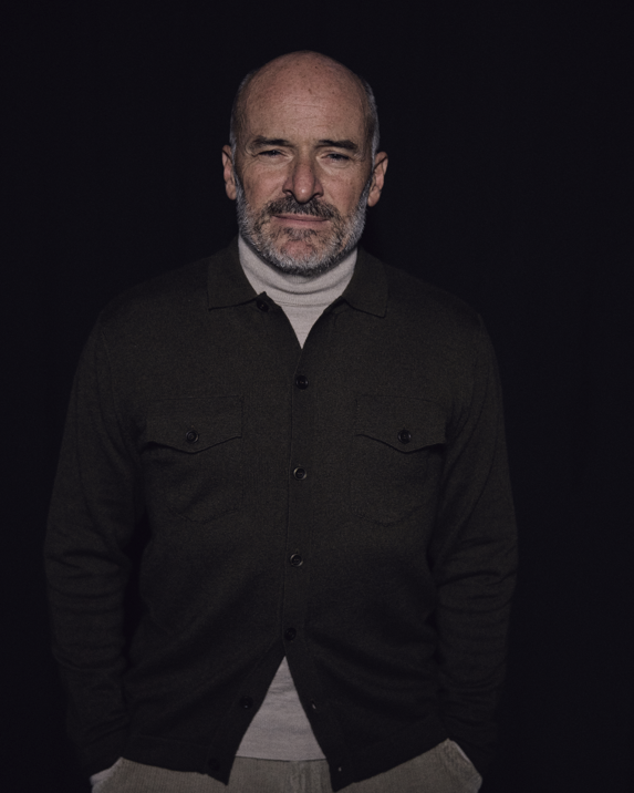 Hugues Campillo, créateur de RAER, en tenue de moto
